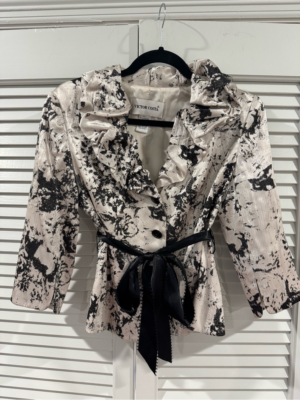 Victor Costa Cream and Black Ruffle-Trim Tie-Waist Jacket